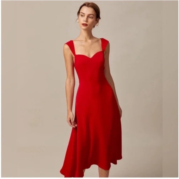 RIHOAS Dresses & Skirts - NEW! RIHOAS The Red Sweetheart Neckline Cap Sleeve Midi Dress Size XS
